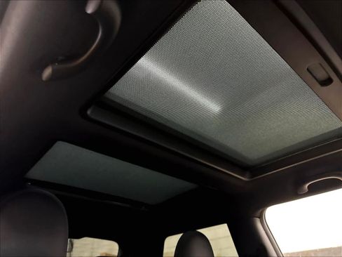 Used 2025 MINI Cooper S FWD image 24