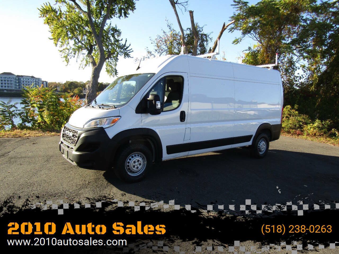 Used 2025 RAM ProMaster 2500 FWD image 1