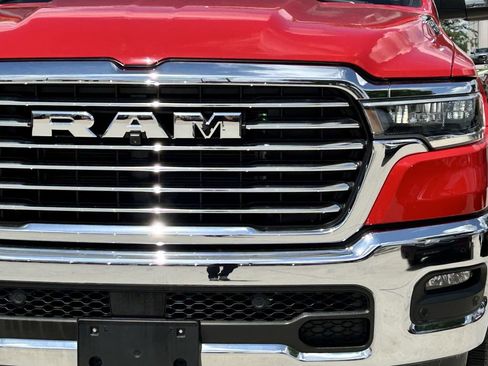 Used 2025 RAM 1500 Laramie image 10