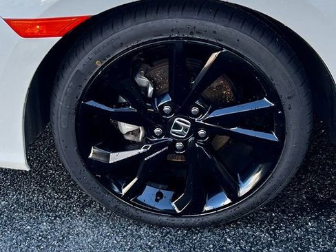 Used 2020 Honda Civic Sport image 28