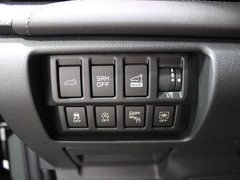 Used 2020 Subaru Forester Touring AWD/4WD image 8
