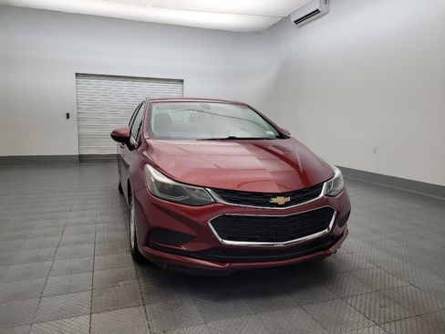 Used 2018 Chevrolet Cruze LT w/ Convenience Package image 14