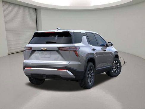 New 2026 Chevrolet Equinox LT image 4