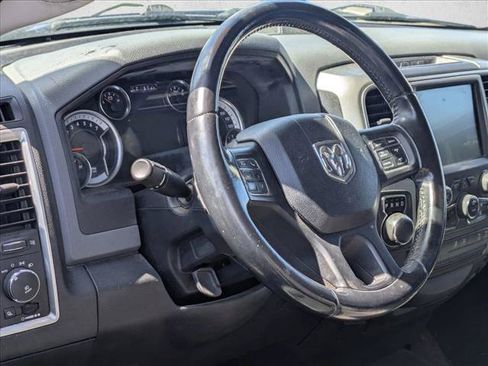 Used 2017 RAM 1500 Big Horn RWD image 3