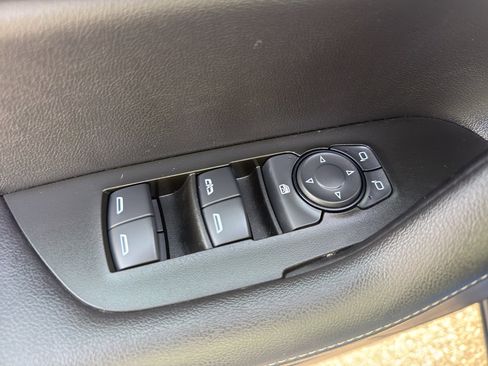 Used 2024 Chevrolet Blazer LT image 12