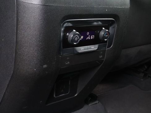 Used 2025 Chevrolet Tahoe Z71 AWD/4WD image 47