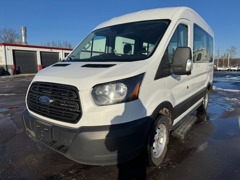 Used 2019 Ford Transit 150 XL image 1