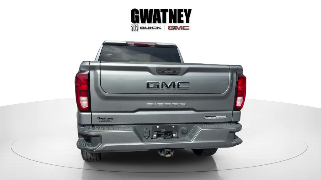 Used 2021 GMC Sierra 1500 Elevation w/ LPO, Elevation Black Package AWD/4WD image 4