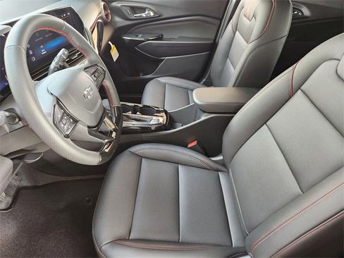 New 2026 Chevrolet Trax RS w/ Driver Confidence Package image 10