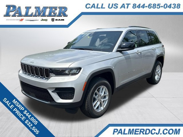 New 2026 Jeep Grand Cherokee Laredo X RWD image 1