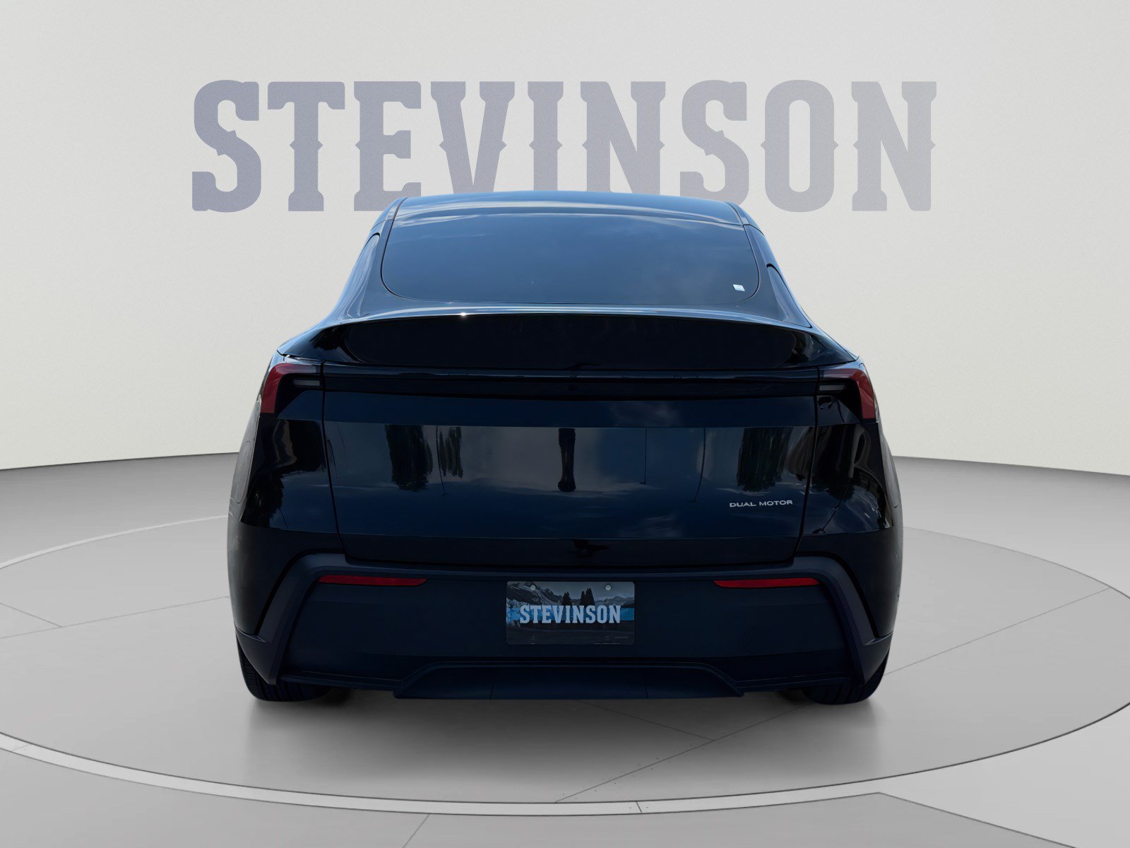 Used 2026 Tesla Model Y Long Range AWD/4WD image 4