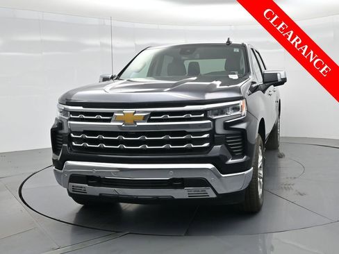 Used 2024 Chevrolet Silverado 1500 LTZ image 3