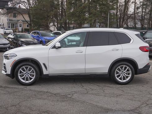 Used 2022 BMW X5 xDrive40i w/ Parking Assistance Package image 16