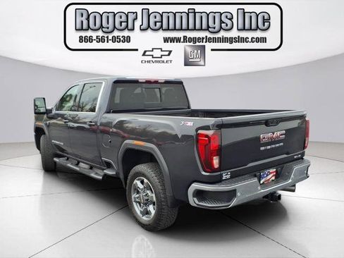 Used 2025 GMC Sierra 2500 SLE w/ SLE Value Package; image 3