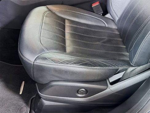 Certified 2017 Mercedes-Benz GLS 450 4MATIC image 23