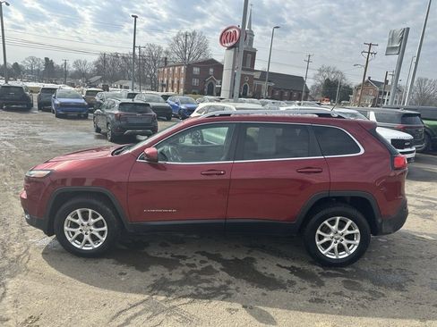 Used 2015 Jeep Cherokee Latitude w/ Comfort/Convenience Group image 5