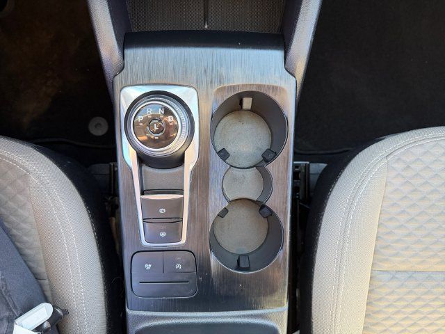 Used 2022 Ford Escape SE w/ Cold Weather Package AWD/4WD image 24