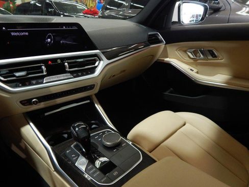 Used 2019 BMW 330i xDrive Sedan w/ Convenience Package image 20