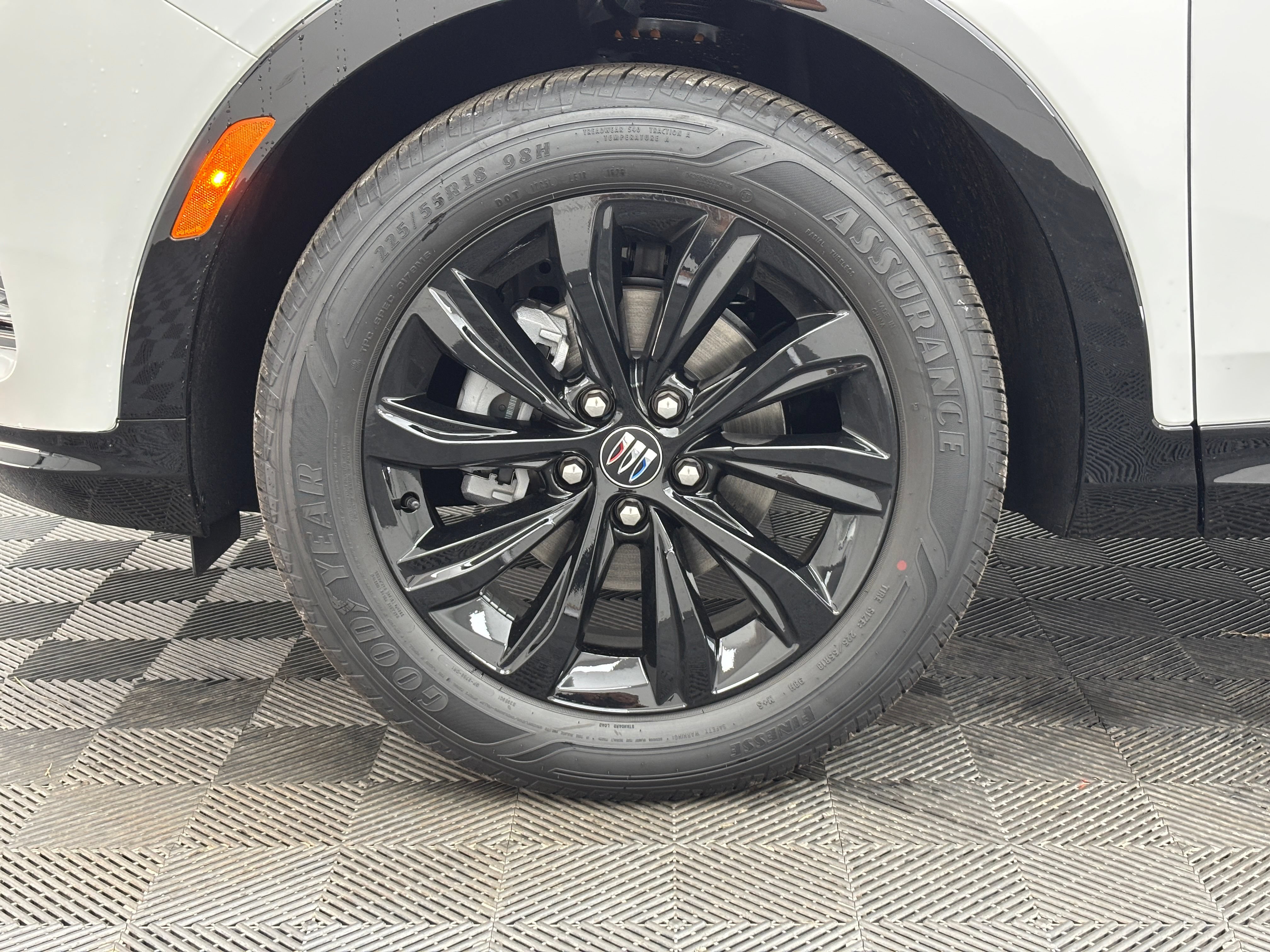 New 2026 Buick Envista Sport Touring w/ Convenience I Package FWD image 15