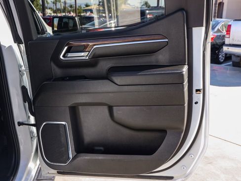 Used 2024 Chevrolet Silverado 1500 LT Trail Boss w/ Protection Package image 18