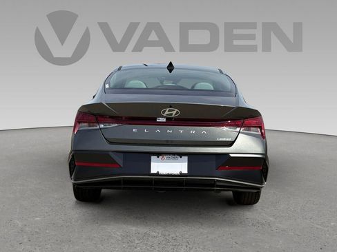 New 2026 Hyundai Elantra Limited FWD image 56