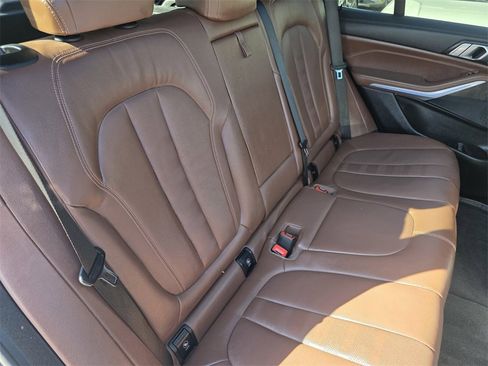 Certified 2022 BMW X5 xDrive40i w/ Premium Package image 26