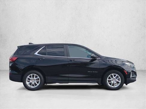 Used 2024 Chevrolet Equinox LT FWD image 4