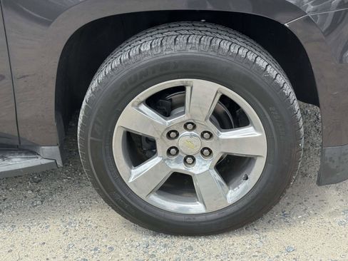 Used 2016 Chevrolet Suburban LT AWD/4WD image 6