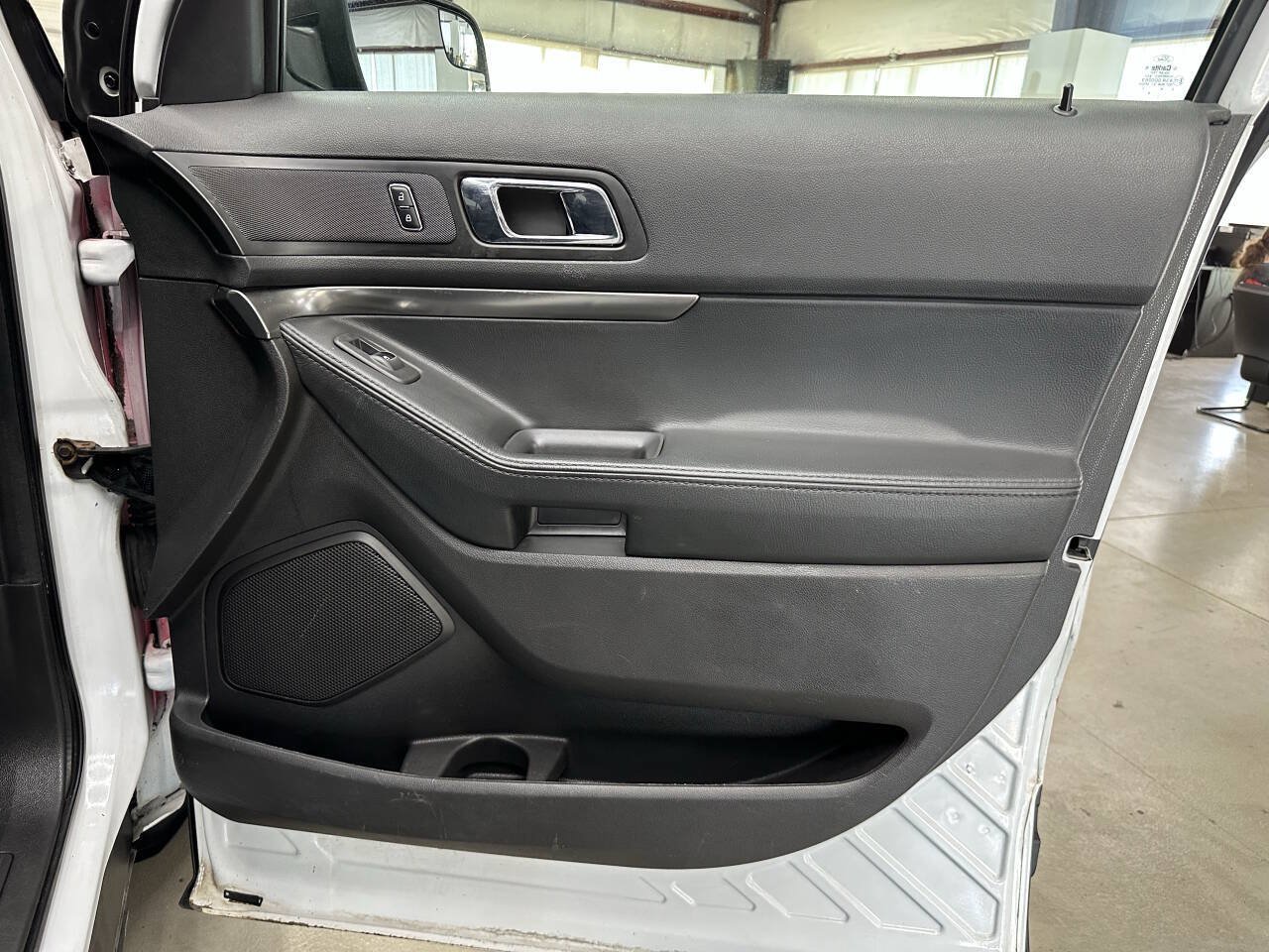 Used 2014 Ford Explorer 4WD Police Interceptor image 16