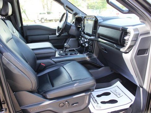 Used 2022 Ford F150 XLT w/ Equipment Group 302A High AWD/4WD image 17