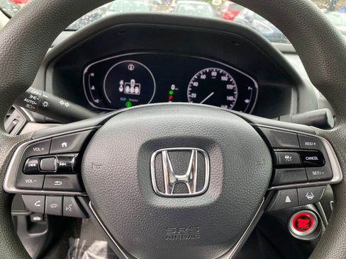 Used 2022 Honda Accord LX image 14