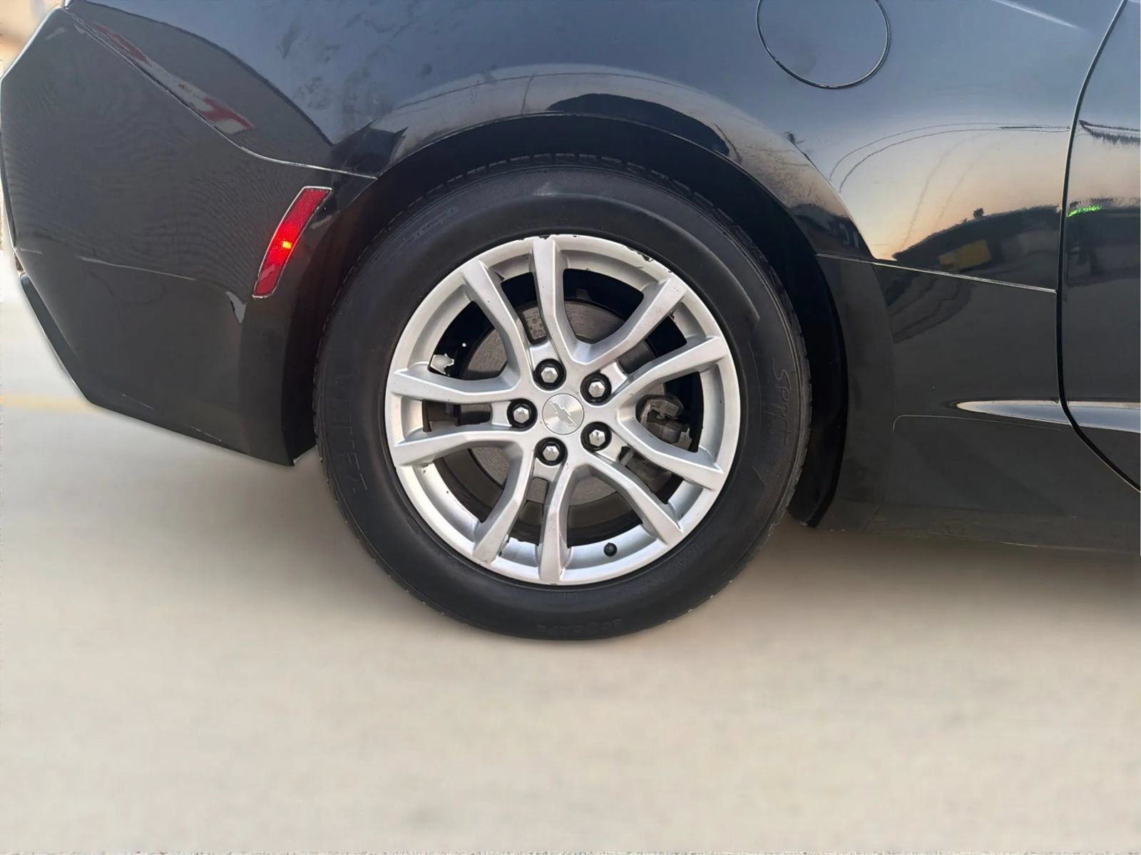 Used 2016 Chevrolet Camaro LT RWD image 29