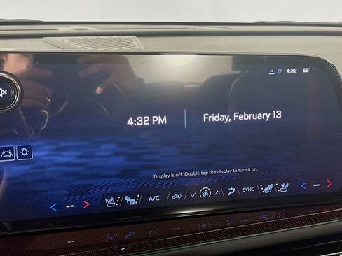 New 2026 Chevrolet Traverse RS image 17