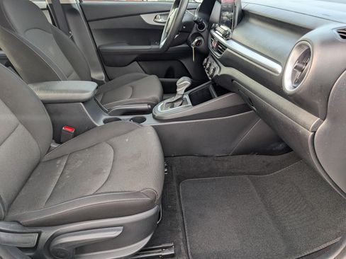 Used 2024 Kia Forte LXS FWD image 22