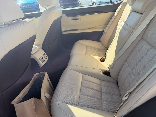 Used 2017 Lexus ES 350 w/ Luxury Package FWD image 17