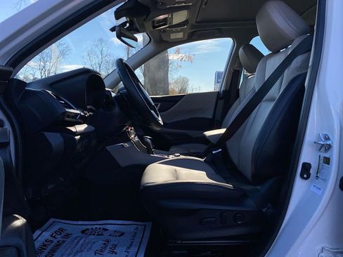 Used 2024 Subaru Forester Limited image 12