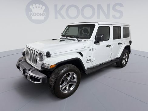 Used 2021 Jeep Wrangler Unlimited Sahara image 1