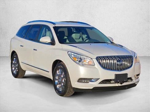 Used 2017 Buick Enclave Premium image 3
