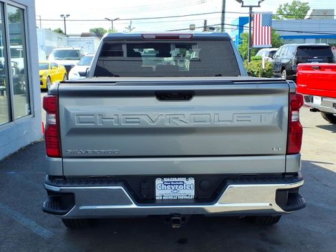 Used 2024 Chevrolet Silverado 1500 LT AWD/4WD image 5