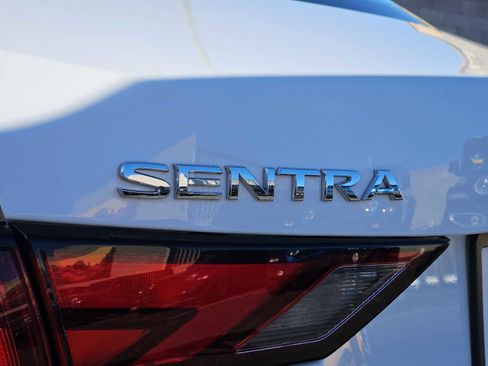 Used 2024 Nissan Sentra S image 12