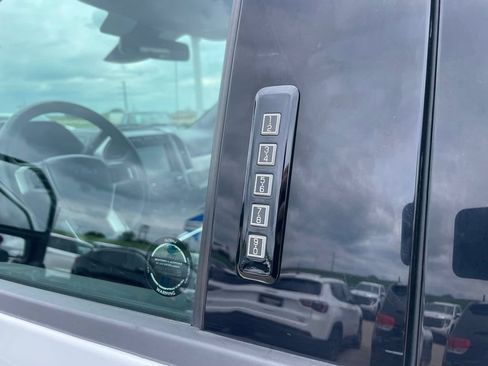 Used 2019 Ford F250 Lariat w/ Lariat Ultimate Package AWD/4WD image 56