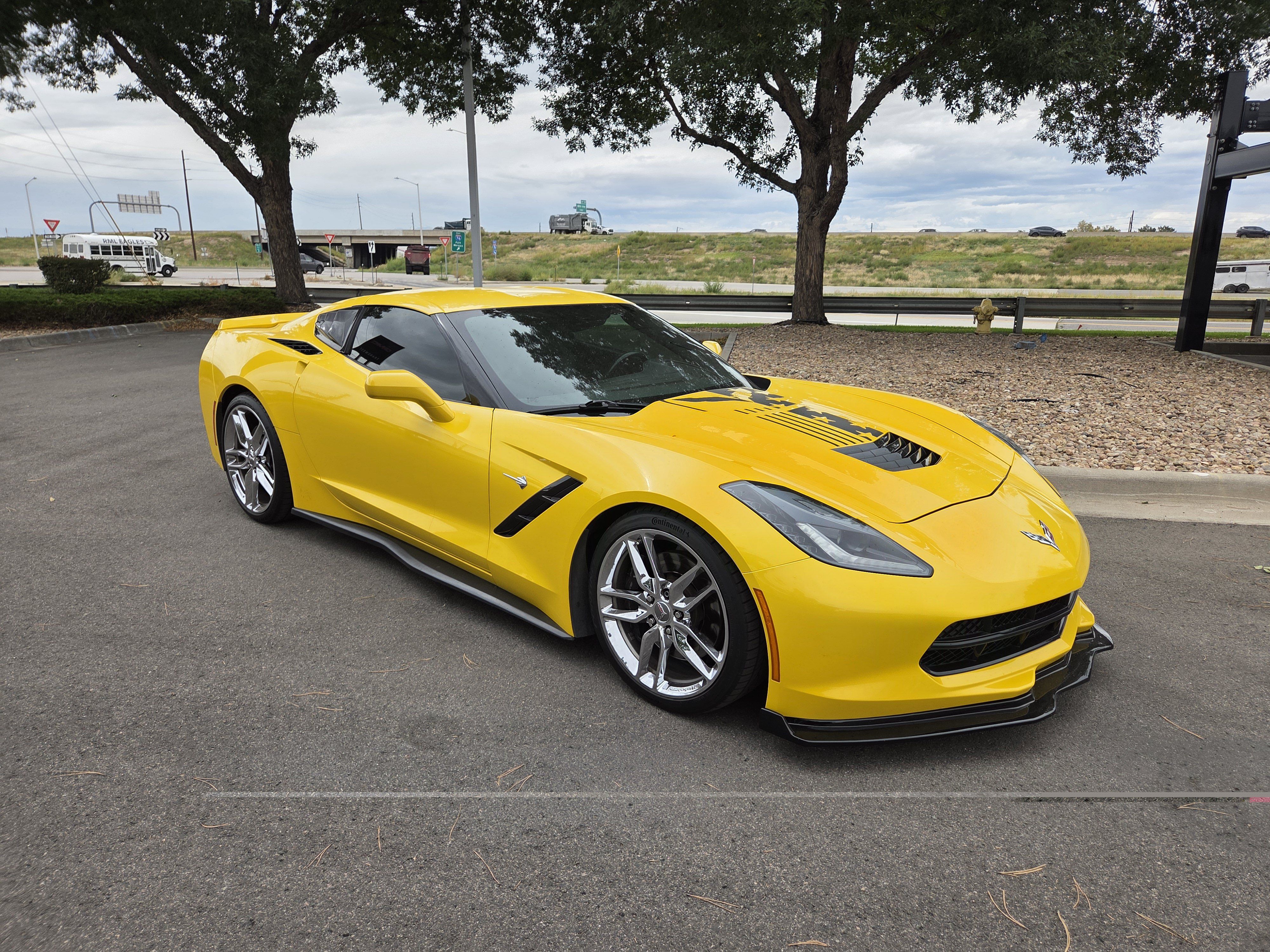 Used 2014 Chevrolet Corvette Stingray Coupe w/ 2LT Preferred Equipment Group RWD image 1
