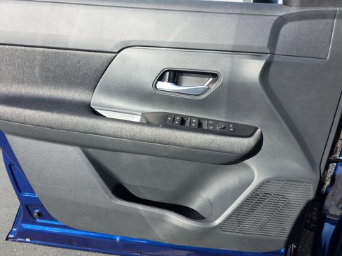 New 2026 Nissan Kicks SV w/ Charging Package image 25