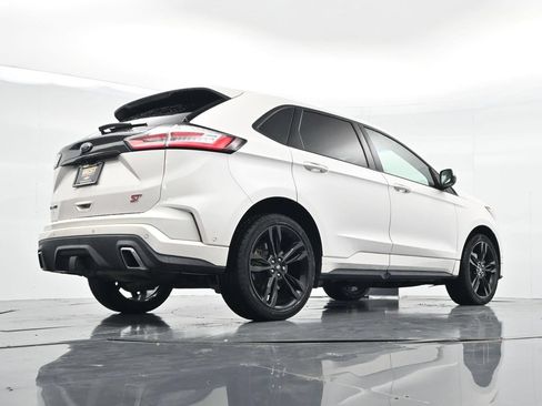 Used 2019 Ford Edge ST w/ Equipment Group 401A AWD/4WD image 32