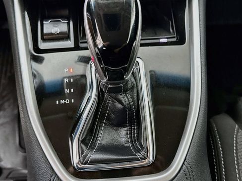 Used 2022 Subaru Outback Premium AWD/4WD image 19