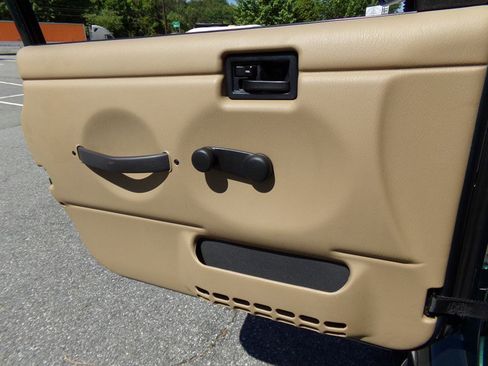 Used 2000 Jeep Wrangler Sahara image 44