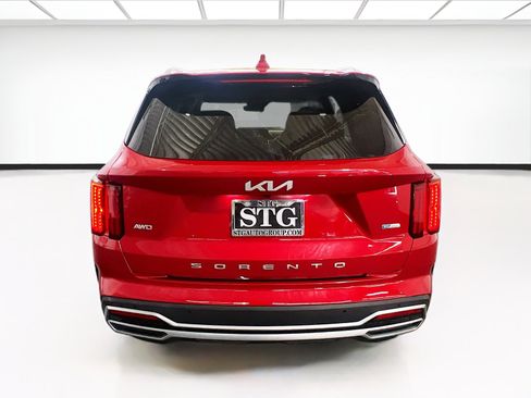 Used 2022 Kia Sorento SX AWD/4WD image 5