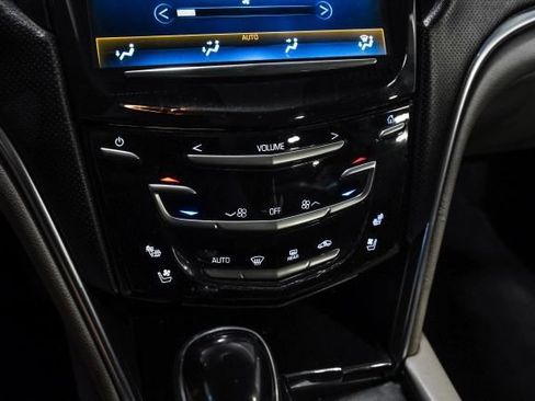 Used 2013 Cadillac XTS Premium FWD image 23