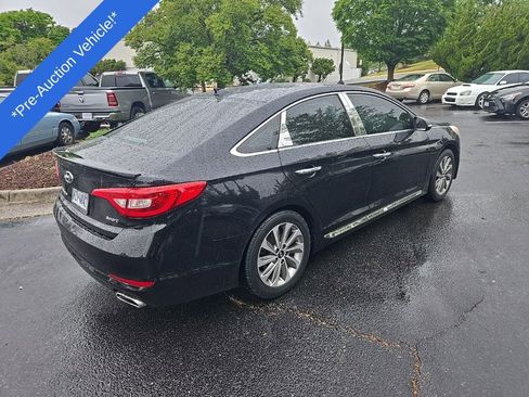 Used 2016 Hyundai Sonata Sport w/ Option Group 02 FWD image 3