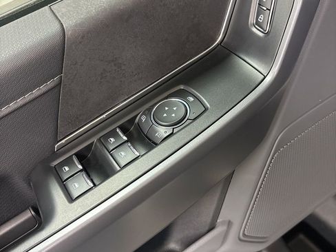 Used 2025 Ford F150 XLT w/ Equipment Group 301A Standard image 18